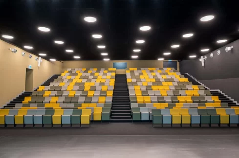 ICS School – via Ortles Milan – Photo: Ugo De Berti